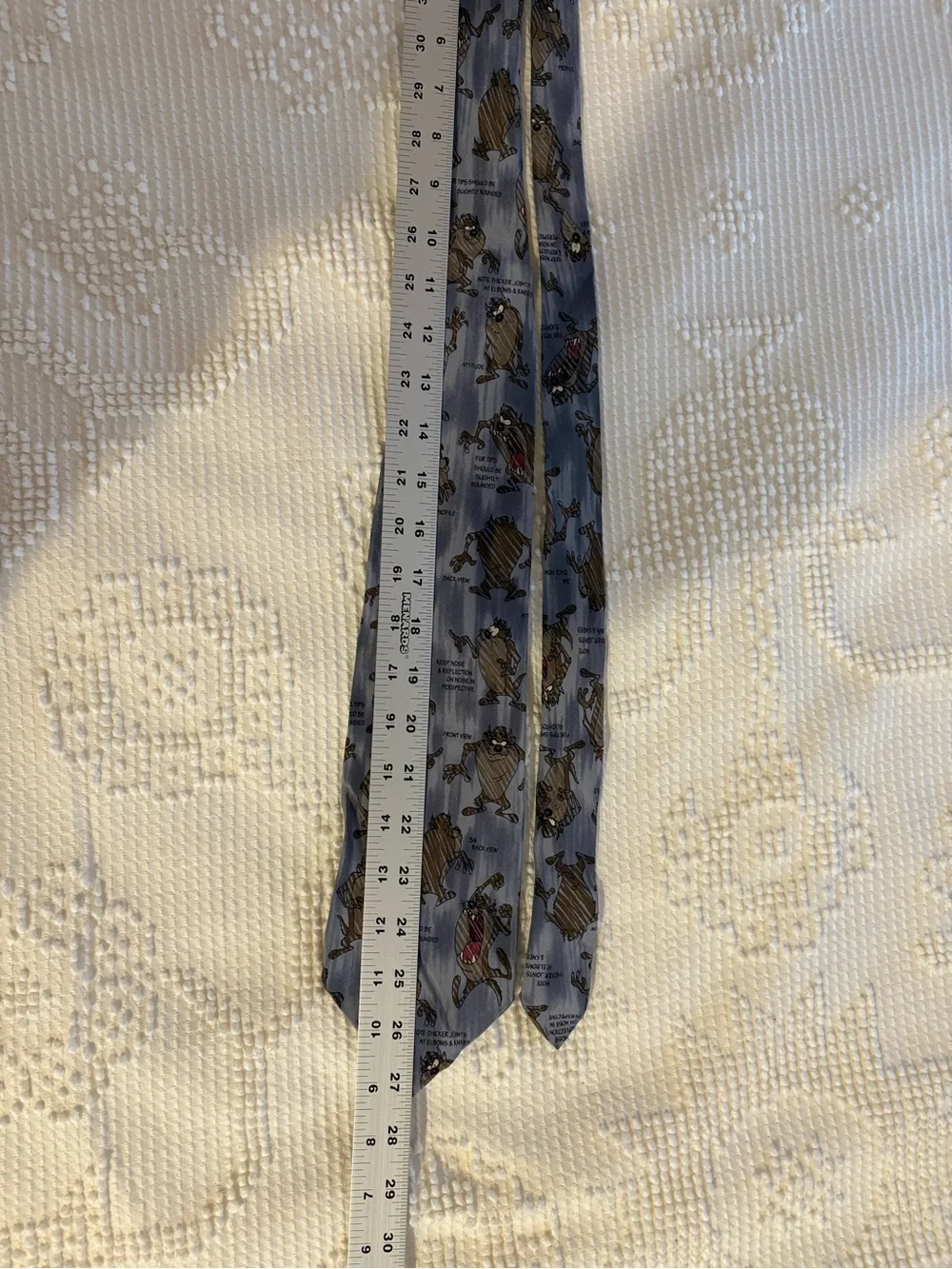 Vintage Warner Bros Silk Taz Tasmanian Devil Print Neck Tie. 1994